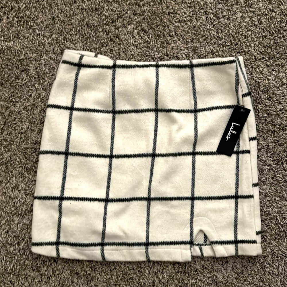 Lulus skirt